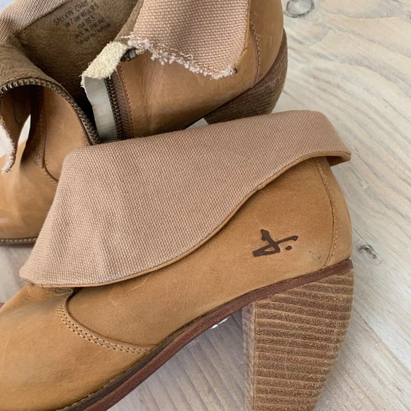 J shoes Saloon Ankle Boots, size 40 or 9.5 - Picture 4 of 7